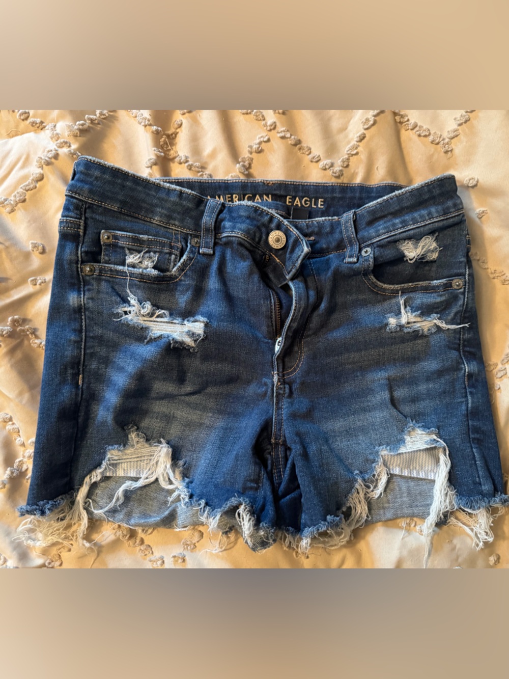 American eagle size 6 shorts